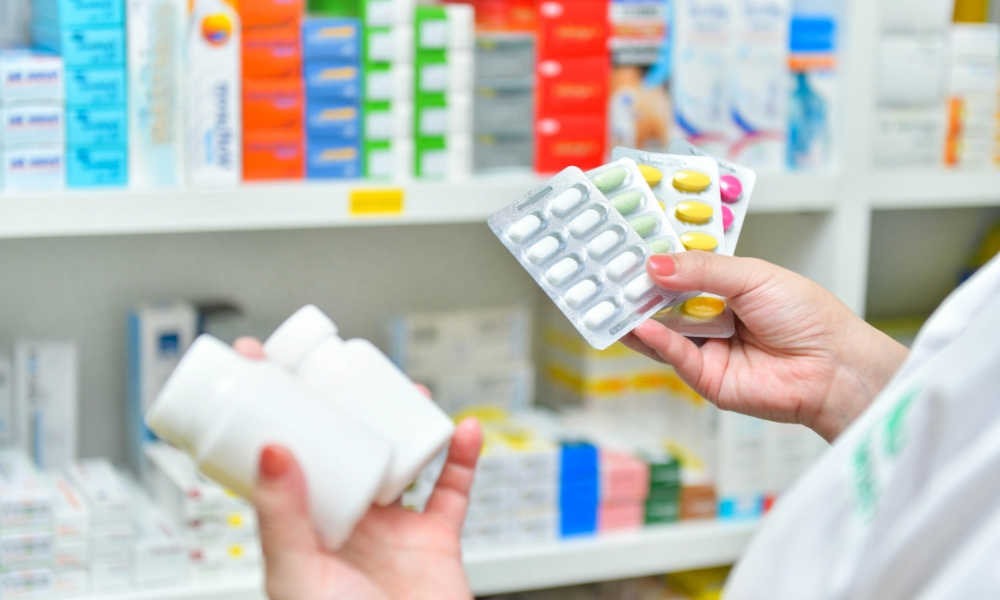 Terapija lekovima je potrebna kada promene u ishrani i načinu života ne uspeju da dovoljno snize holesterol